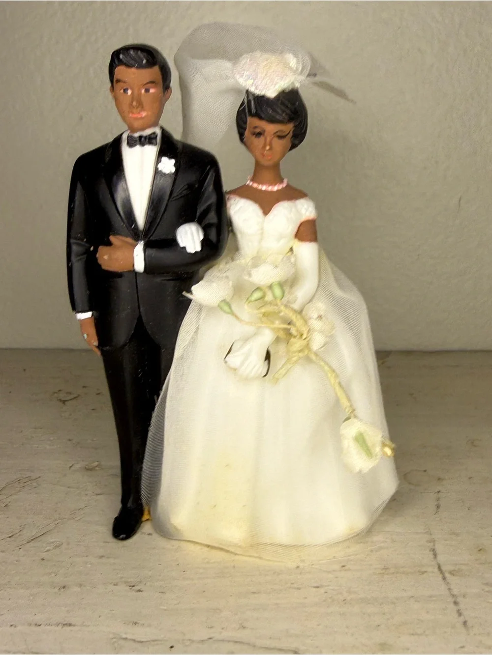 Wilton Bride and Groom Wedding Cake Topper African American Tulle Veil, Flower
